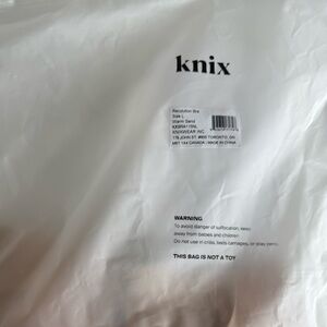 Knix Revolution V-neck Bra L